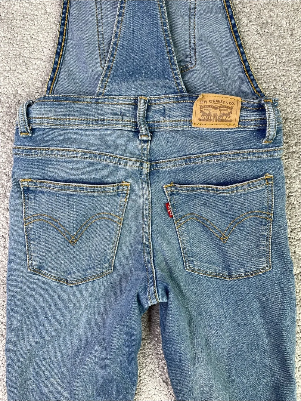 Levi’s Overalls Girl’s 4/5 Blue Skinny Leg Adjustable Straps Denim